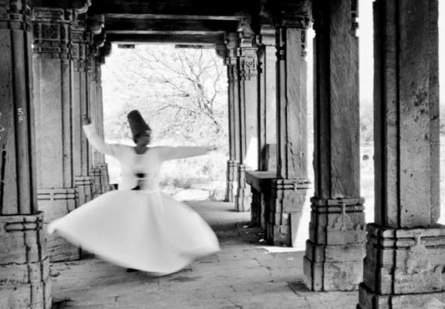 Monika Sufi Whirling